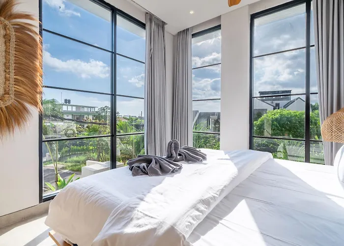 Tropical Bliss - Near By The Villa Canggu