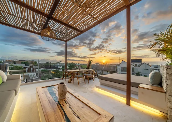 Tropical Bliss - Near By The Villa
